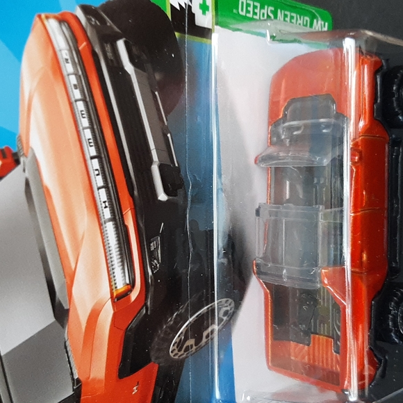 GMC Hummer EV Hot Wheels 2022 Green Speed - Picture 6 of 17